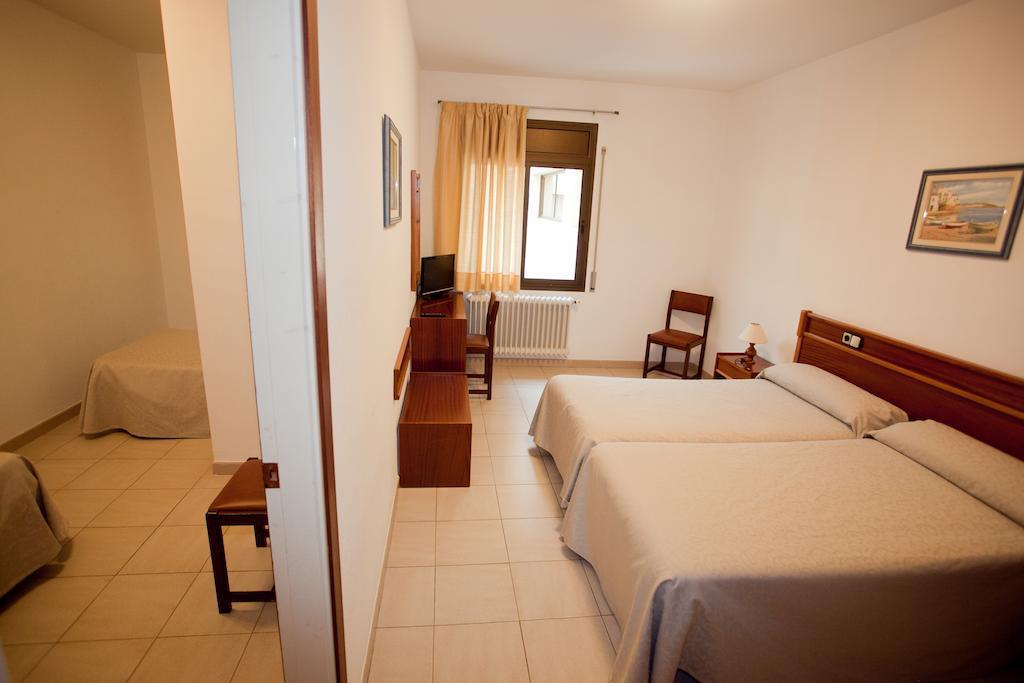 Hotel Beri Llançà Habitación foto